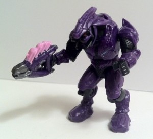 Purple Combat Elite with Needler from 96952 Covenant Armory Pack Halo Mega Bloks 2012