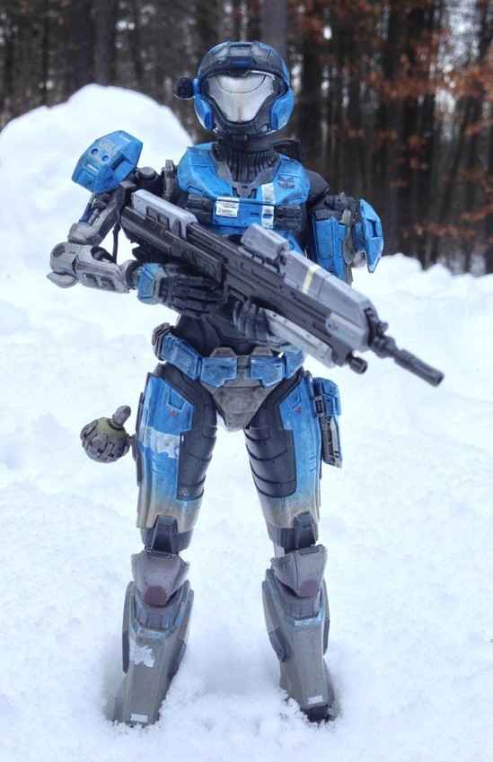 Halo Reach Kat Play Arts Kai Action Figure Square-Enix