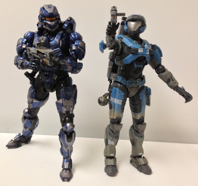 Halo Reach Play Arts Kai Kat vs. Halo 4 Play Arts Kai Spartan Warrior