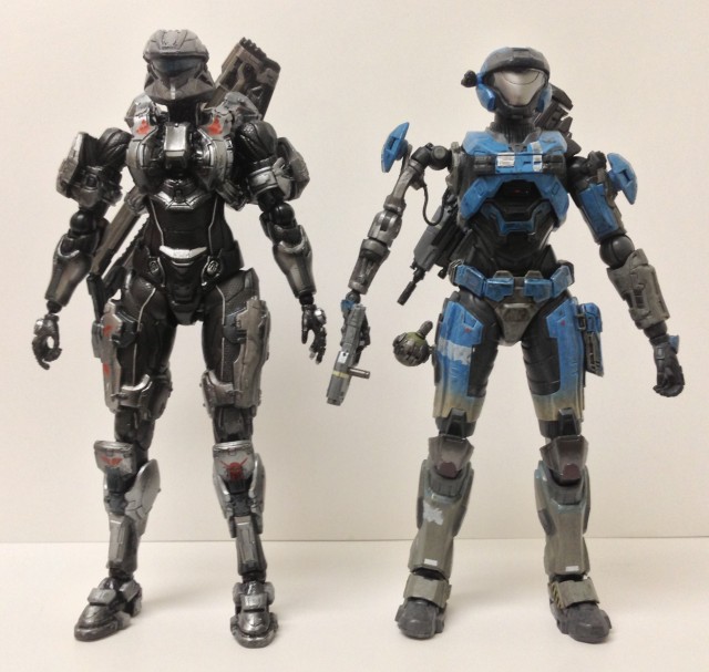 Halo Play Arts Comparison of Halo 4 Sarah Palmer and Halo Reach Kat