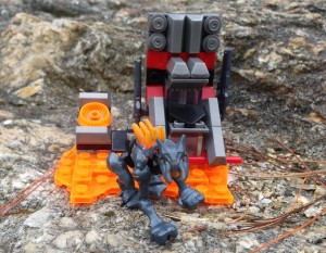 Halo 4 Mega Bloks Forerunner Terminal & Alpha Crawler Review 97170