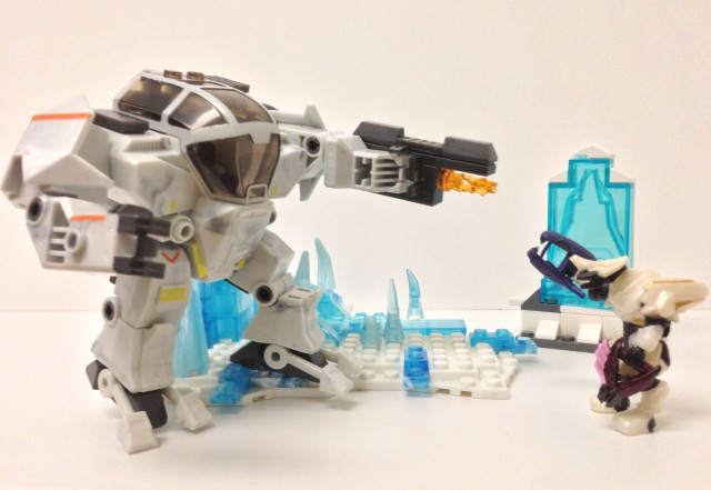 Devastating Flamethrower on UNSC Arctic Cyclops Halo Mega Bloks Mech