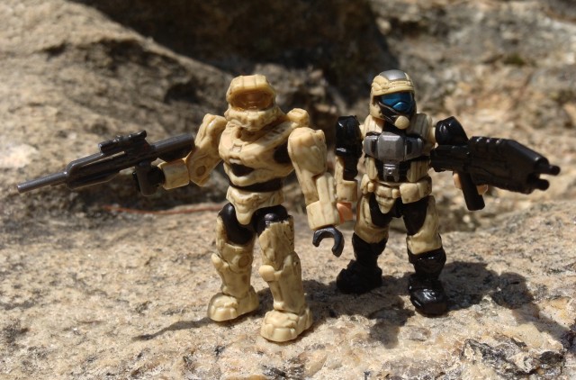Halo Mega Bloks Summer 2013 Desert ODST & Tan Spartan Mark VI Figures