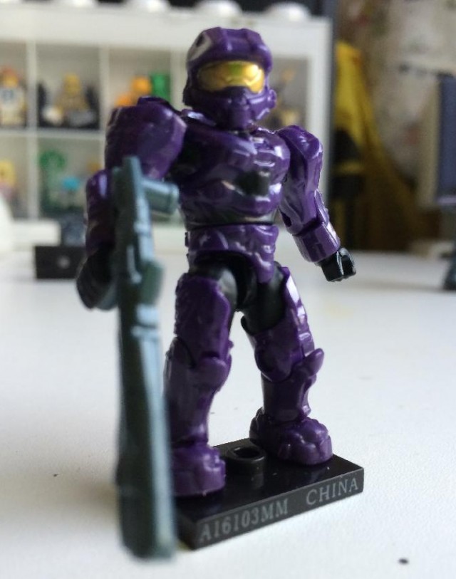 Halo Mega Bloks 2014 Series 8 Purple Spartan Mark VI Figure with Scattershot