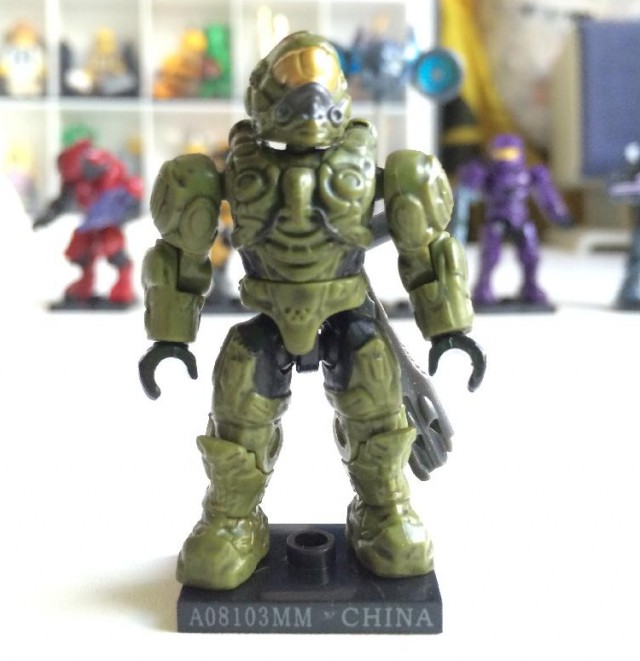 Halo Mega Bloks Series 8 Olive Green Spartan Operator Figure with Scattershot
