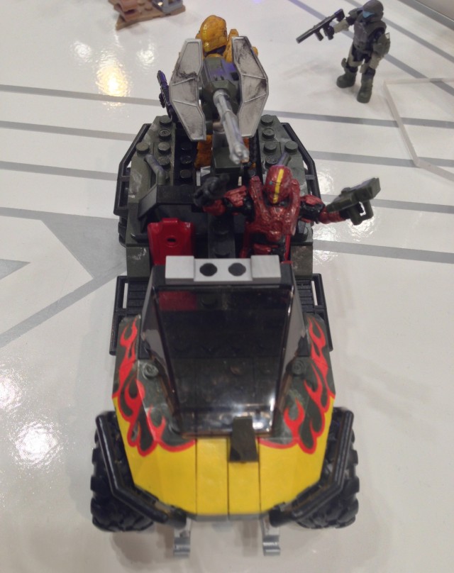 MEGA Brands Toy Fair 2014 Flame Warthog Halo Mega Bloks Set