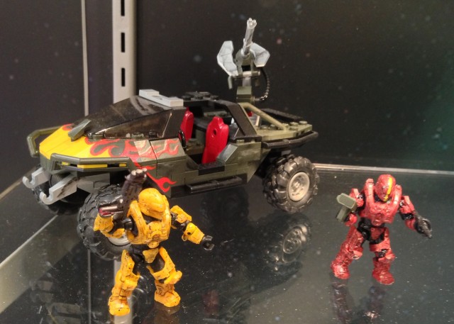 New York Toy Fair 2014 Halo Mega Bloks Flame Warthog with Spartan GUNGNIR Figures