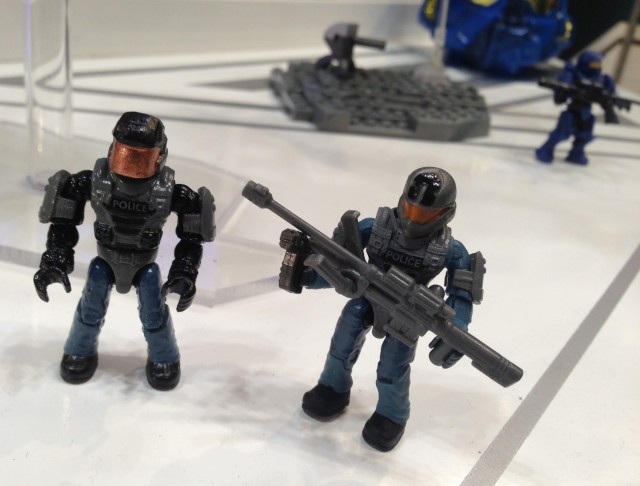 Halo Mega Bloks NMPD Pilot & NMPD Trooper Figures