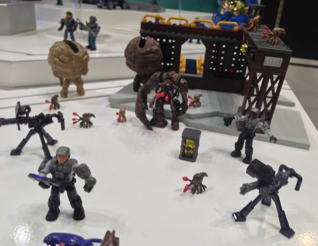 Halo Mega Bloks 2014 Flood Invasion Figures Set NY Toy Fair 2014