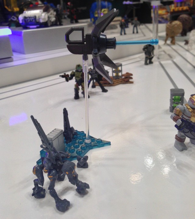 Halo Mega Bloks Promethean Weapons Pack II with Promethean Sniper Crawler Figure