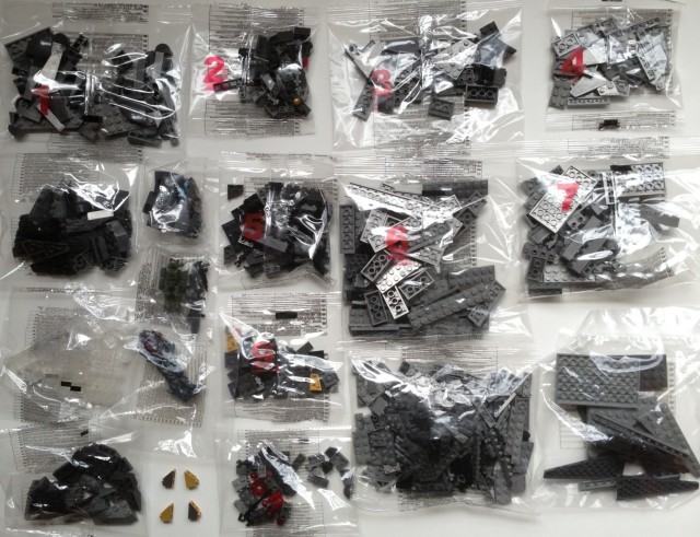 Halo Mega Bloks Summer 2014 UNSC Broadsword Set Contents