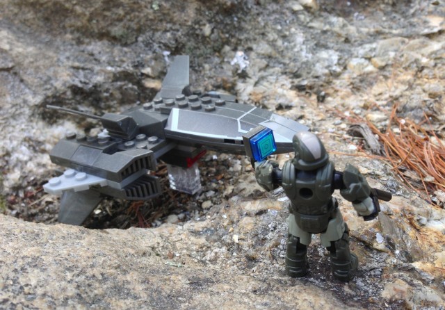 Halo Mega Bloks Rookie with Wombat Recon Drone Remote Controller