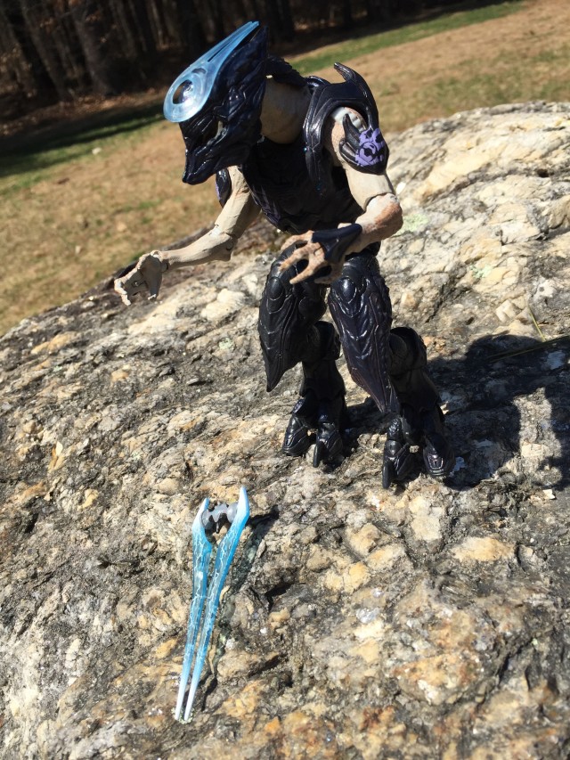 Jul 'Mdama Halo 4 Figure Dropping Energy Sword