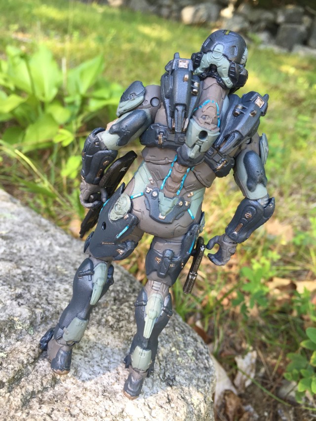Back of Spartan Locke McFarlane Toys Halo 5 Figure