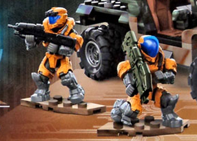 Halo Mega Bloks 2016 Orange Spartan Operator EVA Figures